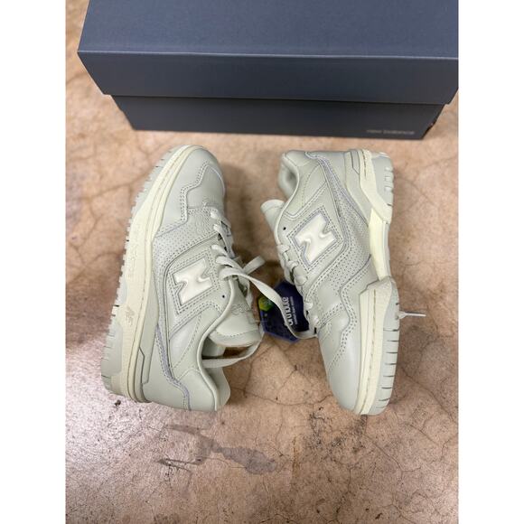 New Balance 550 Mint Green Unisex Lowtop Sneakers — NWT - Picture 2 of 10